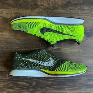 Nike Flyknit Racer Volt Black Sequoia Neon Men’s Size 9.5 43